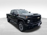 Used 2024 Chevrolet Silverado 2500 Custom w/ Custom Value Package image 3