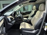 Used 2025 Subaru Outback Limited image 2