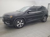 Used 2019 Jeep Cherokee Limited image 2