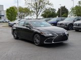Used 2025 Lexus ES 300h w/ Premium Package image 3