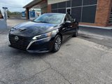 Used 2024 Nissan Altima 2.5 SV image 2