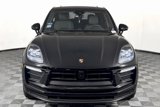 Certified 2025 Porsche Macan image 2