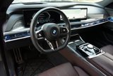 Used 2023 BMW 740i image 2