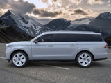New 2025 Lincoln Navigator L Reserve image 3
