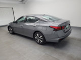 Used 2022 Nissan Altima 2.5 SV image 3