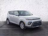 Used 2020 Kia Soul LX image 2