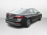 Used 2025 Volkswagen Jetta Sport image 3