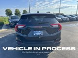 Used 2022 GMC Terrain SLE w/ Driver Convenience Package image 4