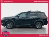 New 2025 Nissan Pathfinder SV image 3
