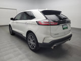 Used 2020 Ford Edge Titanium image 5