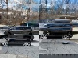 Used 2017 Cadillac Escalade ESV Luxury image 2