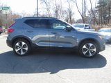 Used 2023 Volvo XC40 B4 Ultimate image 5