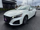 Used 2023 Nissan Altima 2.5 SV image 2