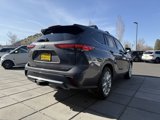 Used 2021 Toyota Highlander Limited image 2