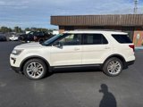 Used 2018 Ford Explorer XLT w/ Equipment Group 202A image 2