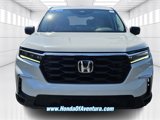 Certified 2023 Honda Pilot LX image 5