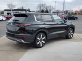 New 2025 Mitsubishi Outlander SE image 5