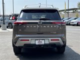 New 2025 Nissan Pathfinder Platinum image 5