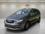 Used 2021 Chrysler Pacifica Touring image 3