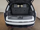 New 2025 Land Rover Range Rover Long Wheelbase SE image 4