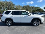 New 2025 Honda Pilot EX-L image 4