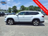 Used 2024 Volkswagen Atlas SE image 2