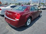 Used 2018 Chrysler 300 Touring image 3