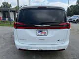 Used 2021 Chrysler Pacifica Touring-L image 4