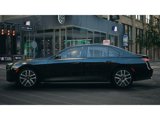 New 2025 BMW 740i xDrive w/ Premium Package image 4