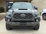 Used 2022 Toyota Tacoma TRD Sport image 2