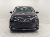 Used 2024 Toyota Sienna XLE image 5