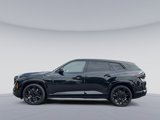 New 2025 BMW XM image 2
