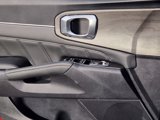 Used 2025 Kia Sorento SX image 6