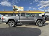 Used 2016 Toyota Tacoma TRD Sport image 5