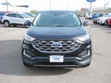 Certified 2024 Ford Edge Titanium image 2