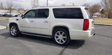 Used 2011 Cadillac Escalade ESV Luxury image 3