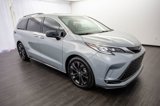 Used 2023 Toyota Sienna XSE w/ XSE Plus Package image 2