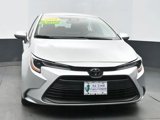 Used 2023 Toyota Corolla LE image 3