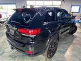Used 2018 Jeep Grand Cherokee Laredo image 3