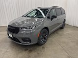 New 2025 Chrysler Pacifica Limited w/ Uconnect Theater Family Group image 3
