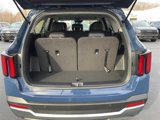New 2025 Kia Sorento S image 6