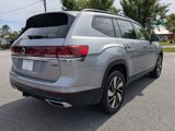 Used 2024 Volkswagen Atlas SE image 4