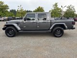 New 2025 Jeep Gladiator Sport image 2
