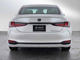 New 2025 Lexus ES 300h w/ Luxury Package image 4
