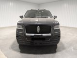 Used 2023 Lincoln Navigator Reserve image 2