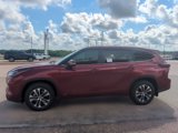 New 2025 Toyota Highlander XLE image 4