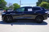 Used 2024 Buick Enclave Essence image 6