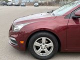Used 2015 Chevrolet Cruze LT w/ Technology Package image 4