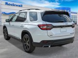New 2025 Honda Pilot Black Edition image 2