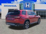 New 2025 Honda Pilot Touring image 3
